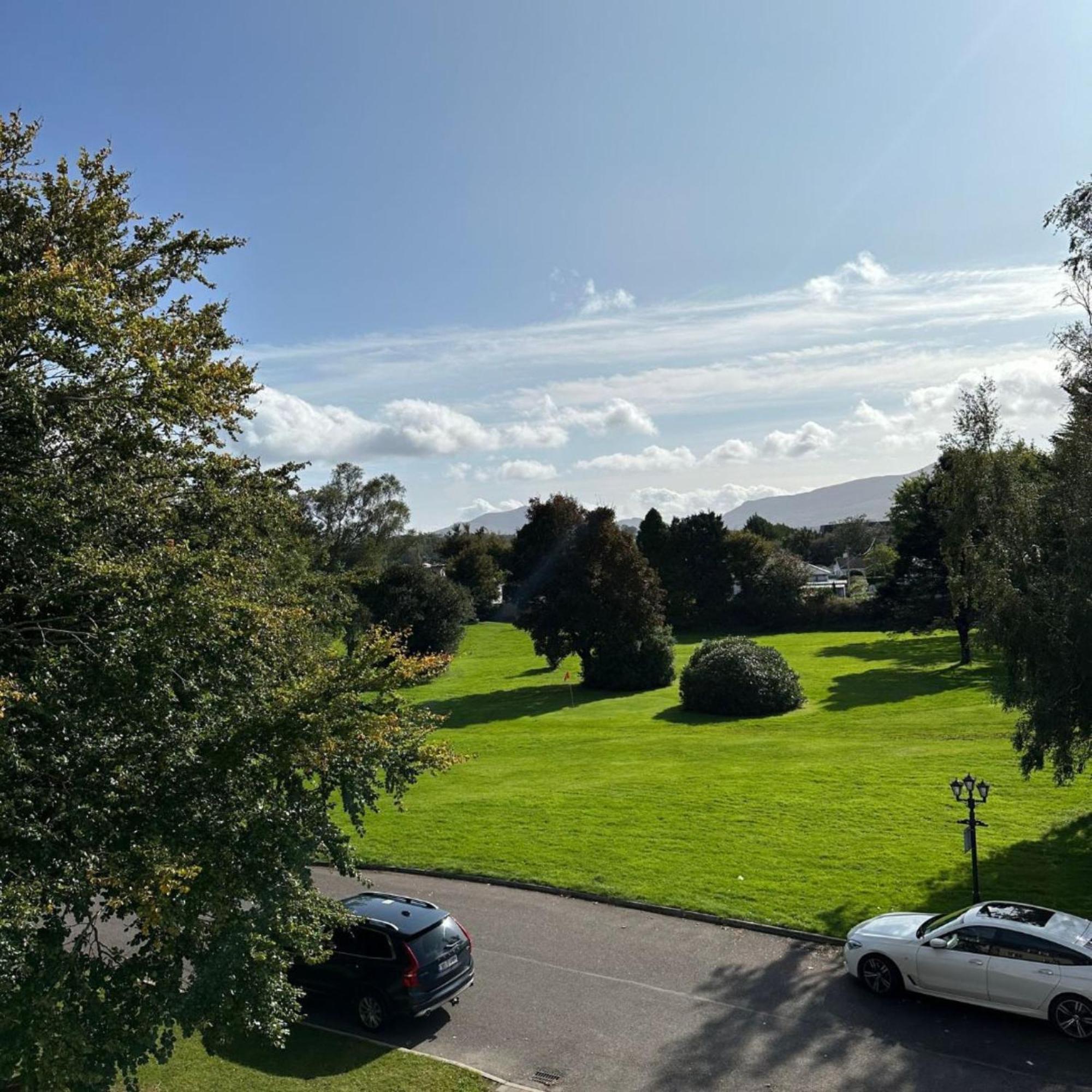 Spacious 2 Bedroom Apartment In Killarney Exterior foto